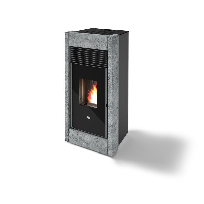 poele-a-granules-ventile-canalisable-evacalor-beatrice-15-kw-1-1.jpg